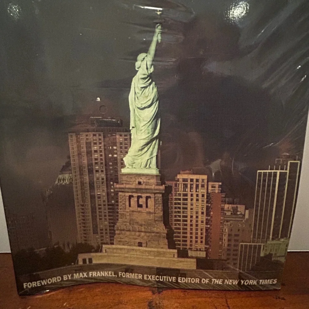 Andrews McMeel September 11 2001 Book Newspaper Front Pages New Sealed 9/11